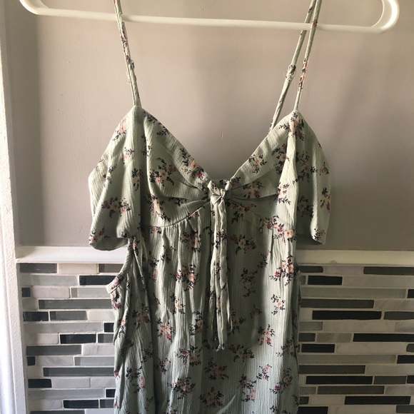 Tank - Picture 1 of 2